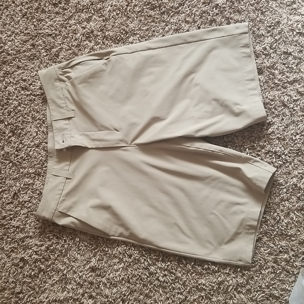 Lululemon short 28